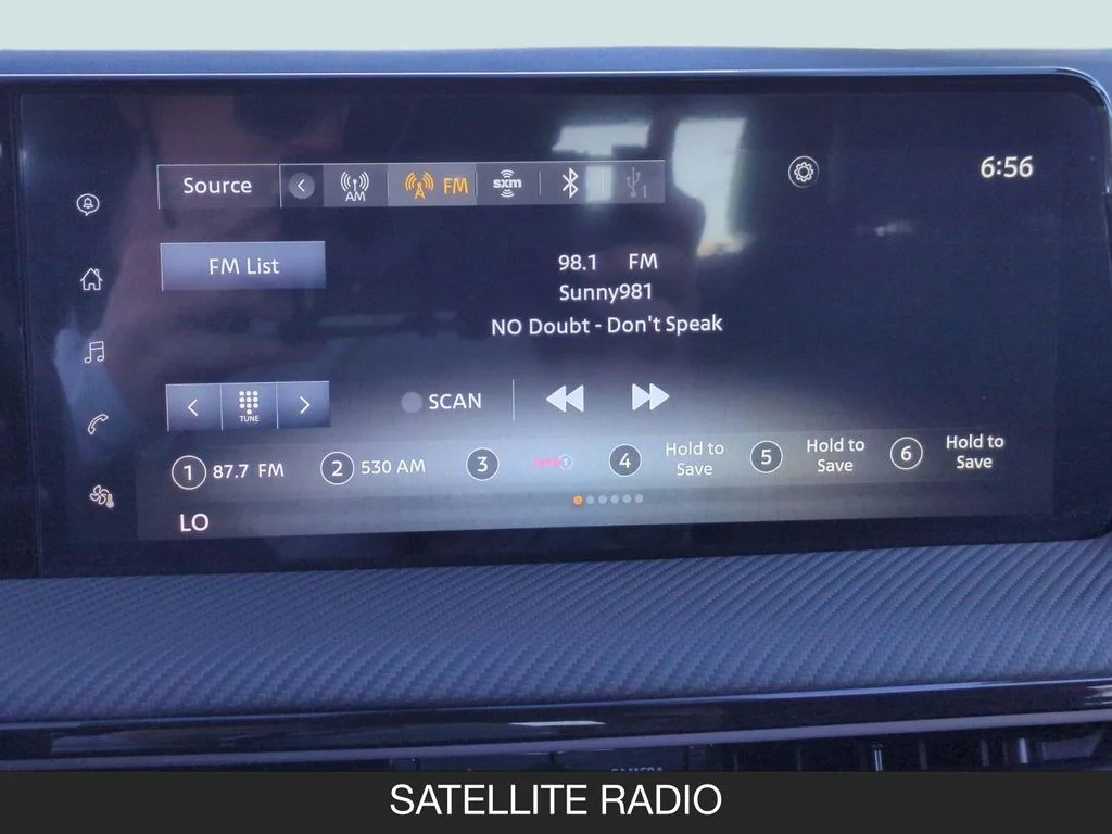 Used 2025 Black Nissan SR image 21