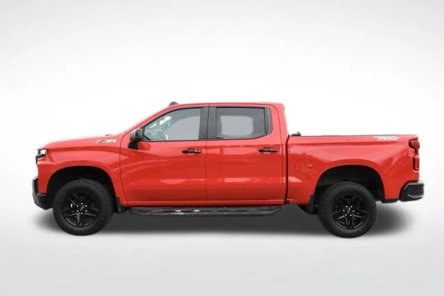 Used 2020 RED HOT Chevrolet LT Trail Boss image 8