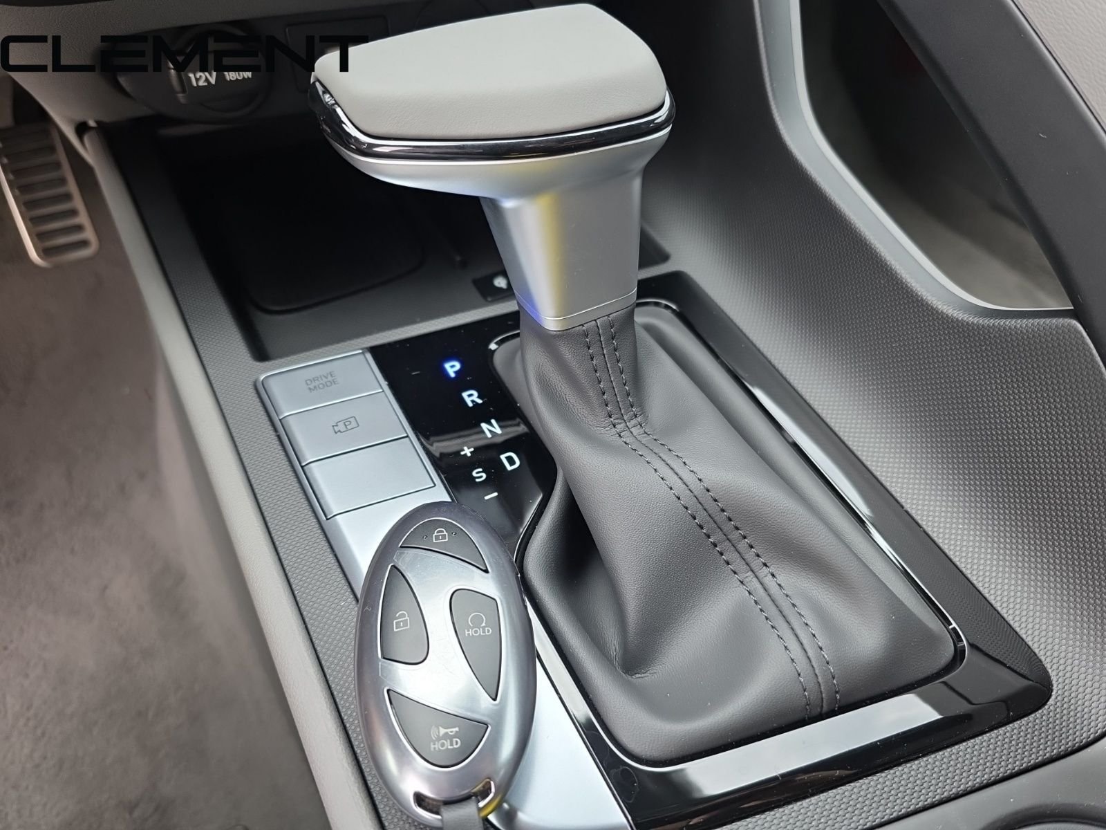 2025 Hyundai Elantra SEL - Photo 24