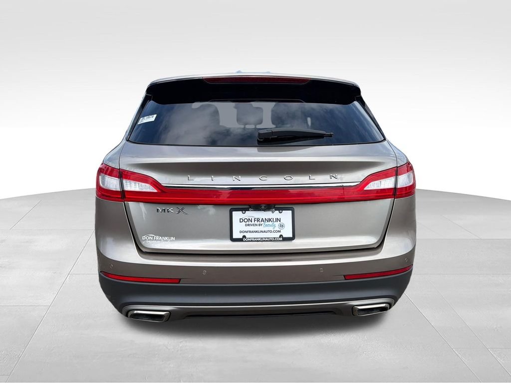 Used 2018 Brown Lincoln Reserve image 4