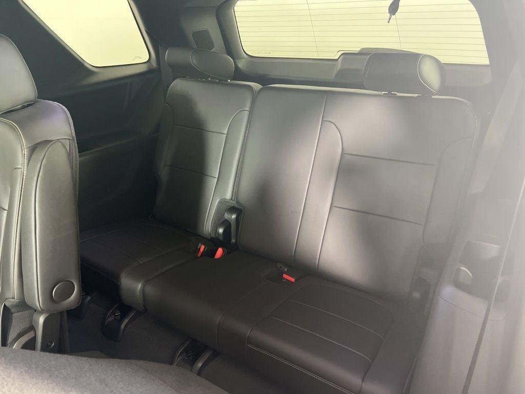Used 2023 Sterling Gray Metallic Chevrolet LT Leather image 22