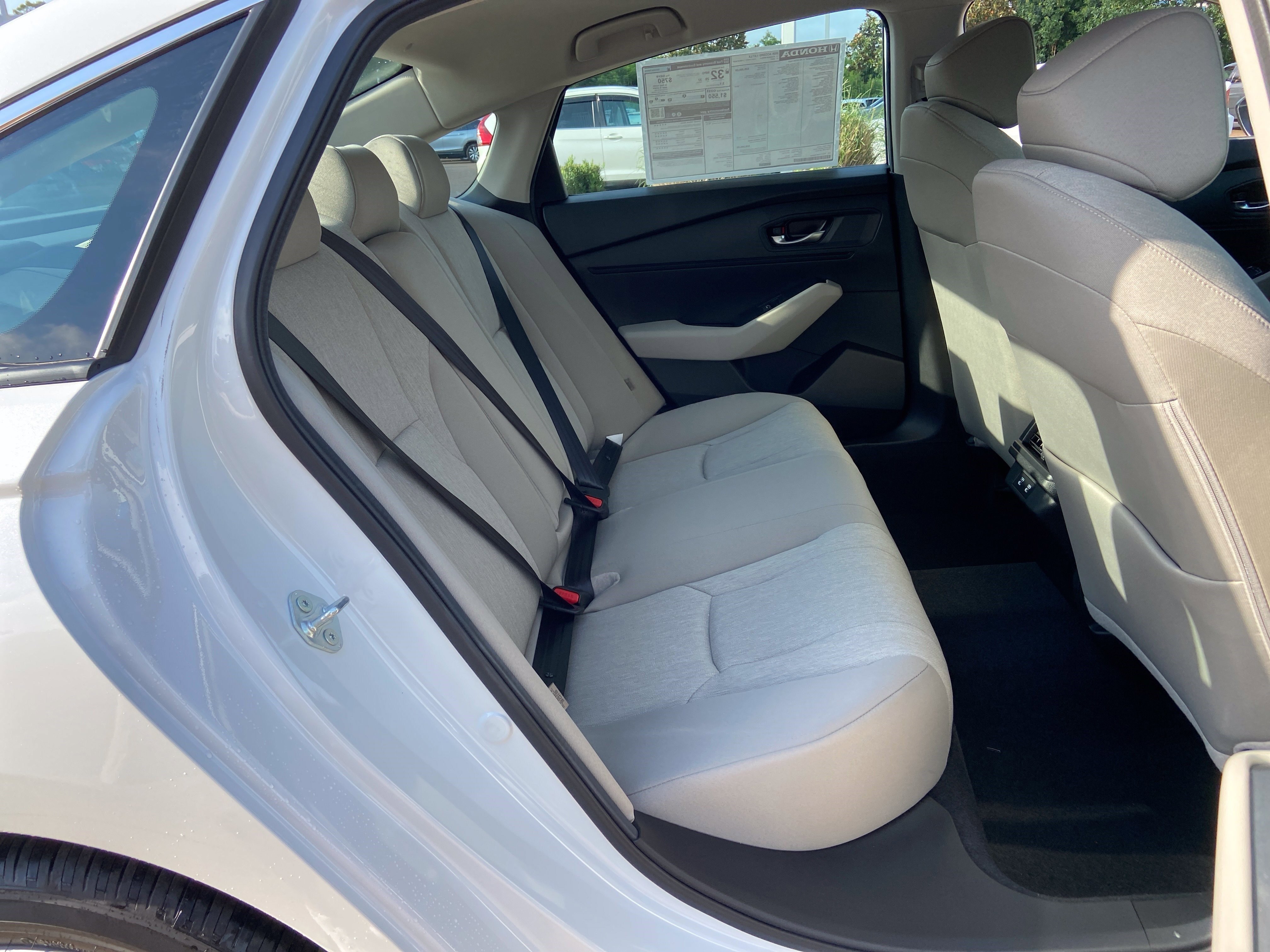 New 2026 Platinum White Pearl Honda LX image 17