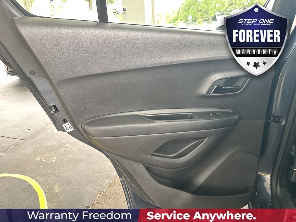 Used 2018 Blue Chevrolet LS image 26