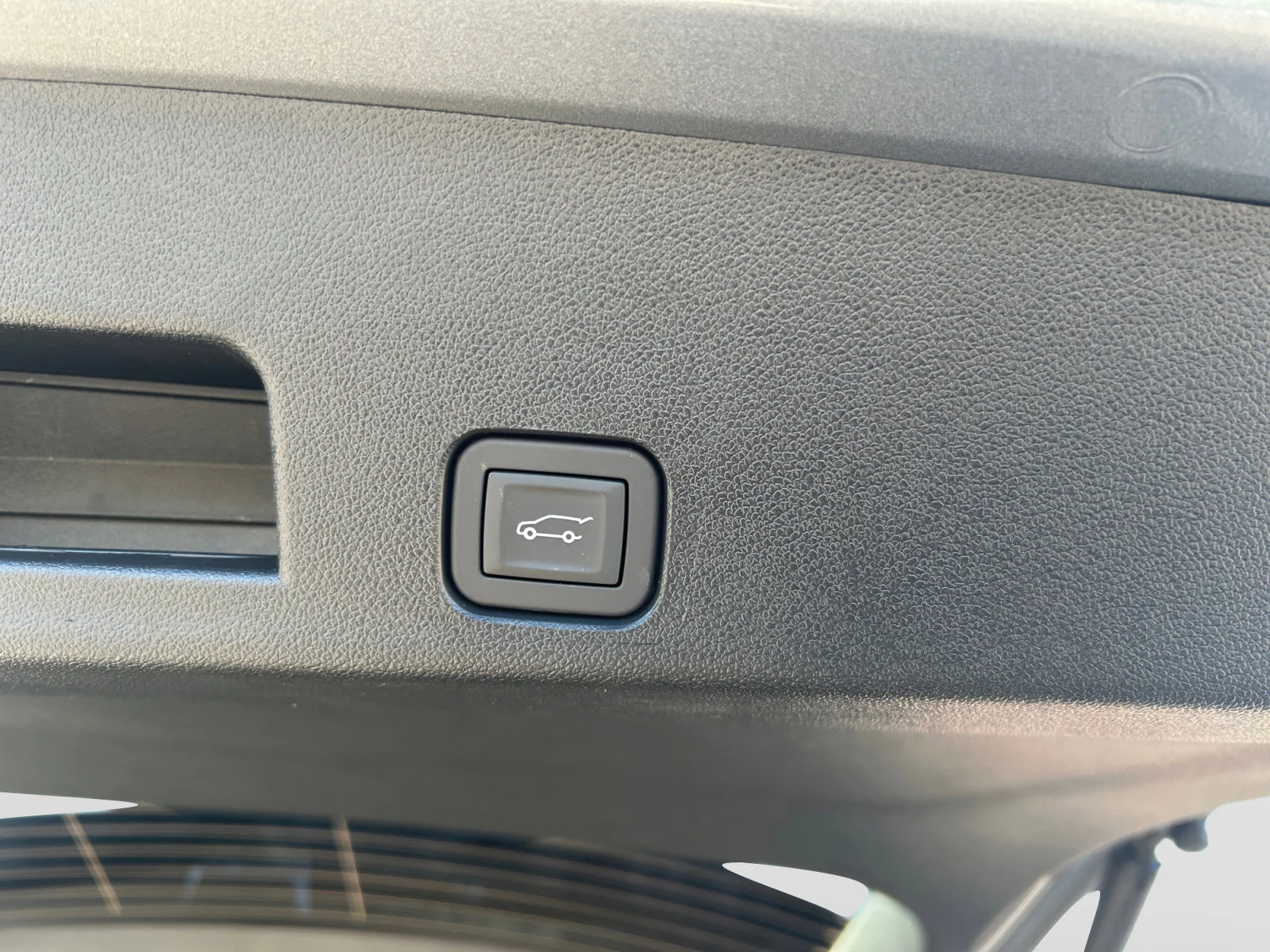 New 2026 Sterling Metallic GMC Elevation AWD image 11