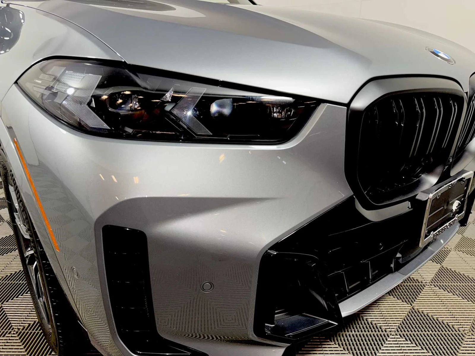 2026 BMW X5 M60i - Photo 25