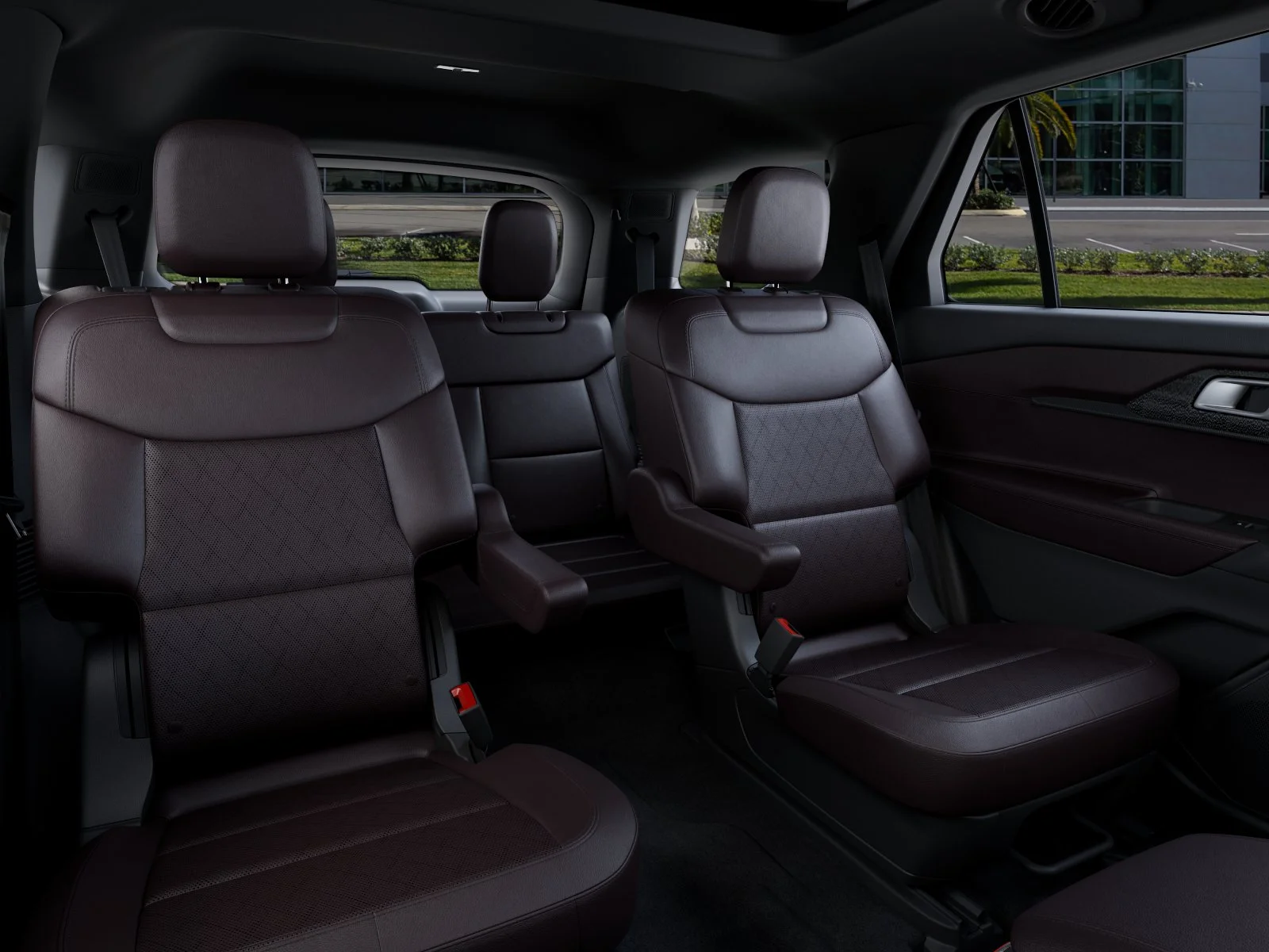 New 2027 Star White Metallic Tri-Coat Ford Platinum™ image 34