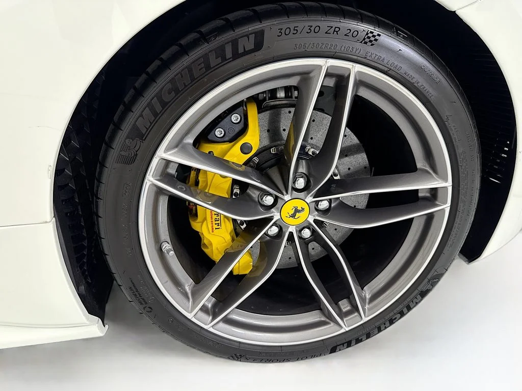 Used 2018 Bianco Avus Ferrari Base image 34