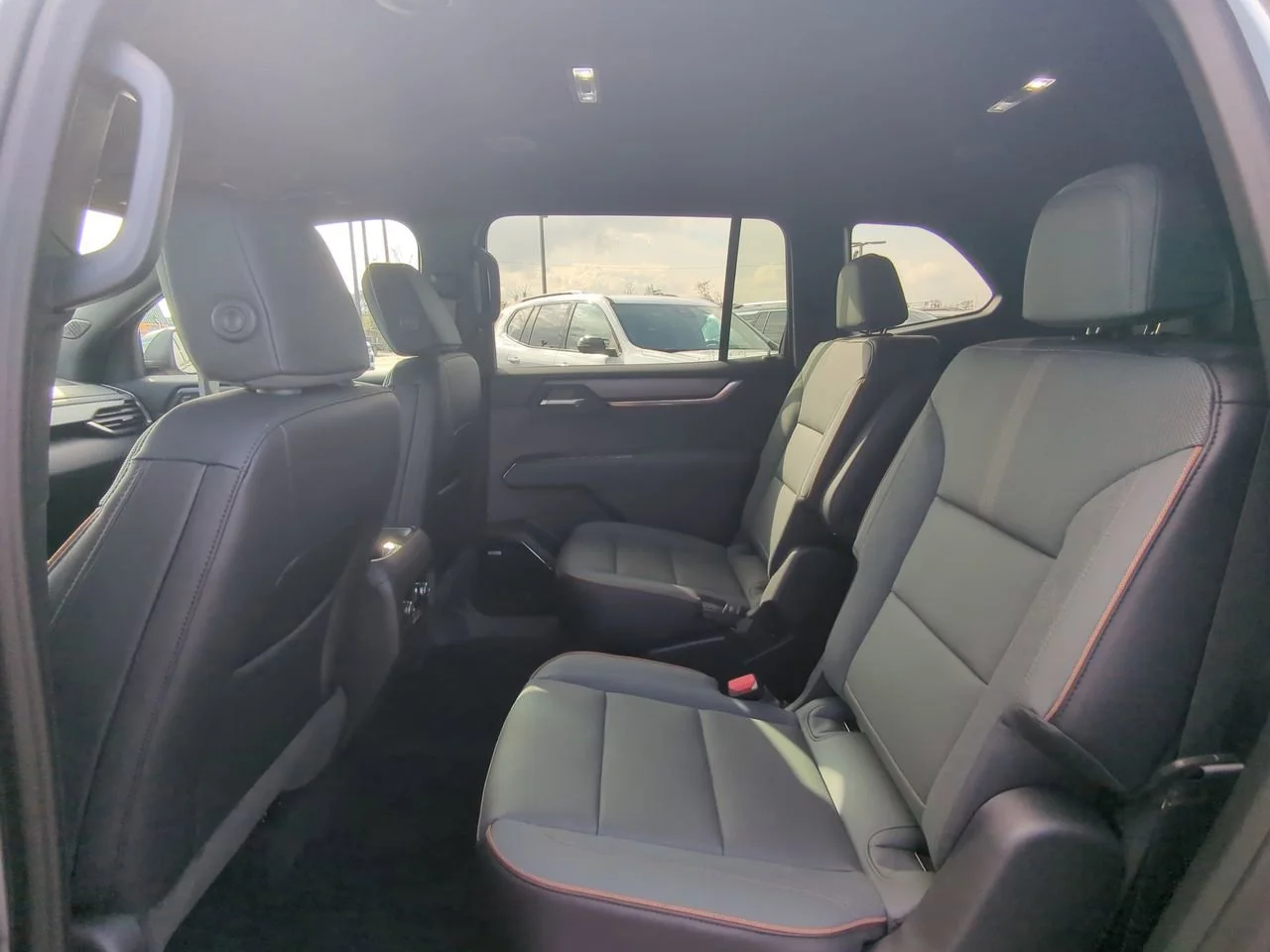 2026 GMC Acadia AT4 - Photo 13
