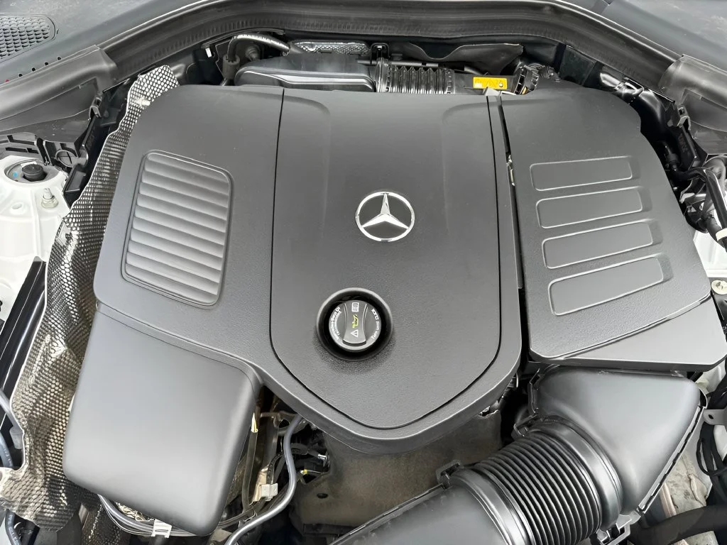 Used 2023 White Mercedes-Benz GLC 300 image 34