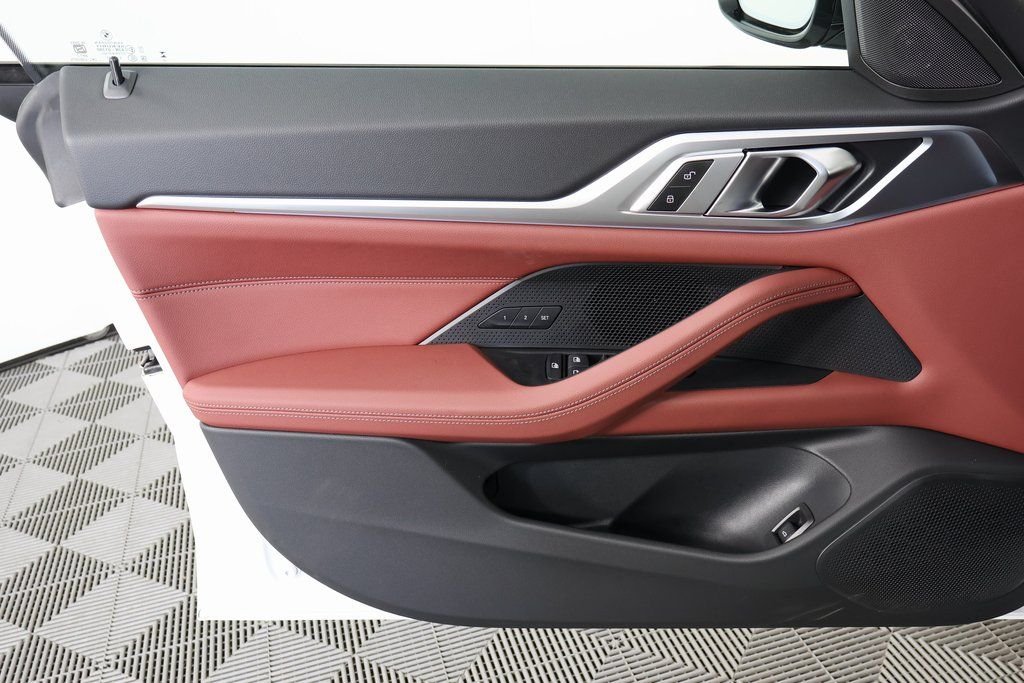 New 2026 Alpine White BMW xDrive40 image 7