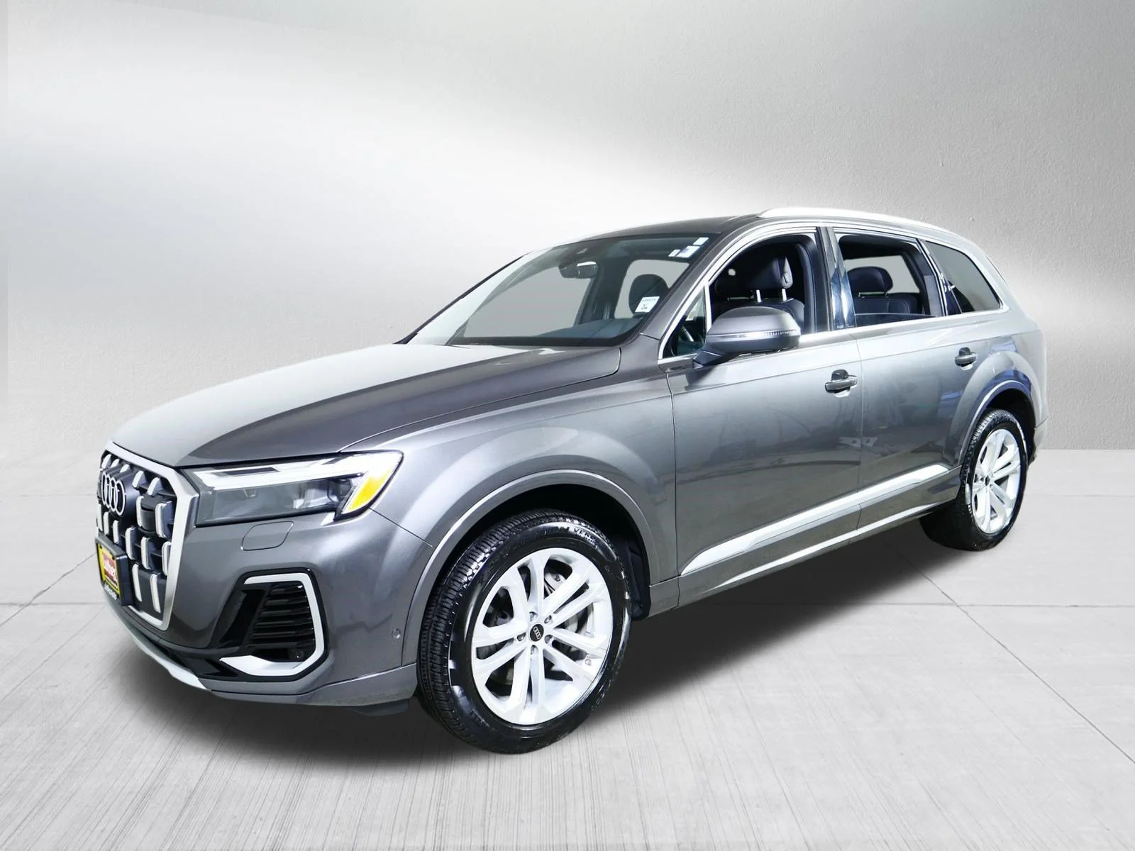 2025 Audi Q7 Premium Plus - Photo 3