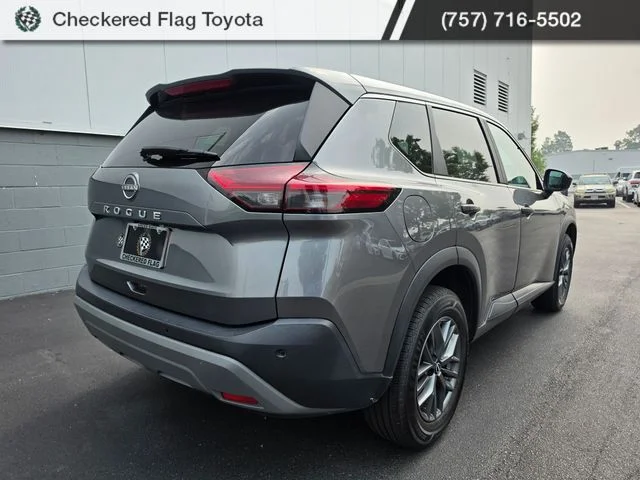 Used 2023 Gun Metallic Nissan S image 7