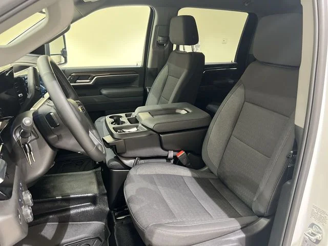 Used 2025 Summit White Chevrolet LT image 18