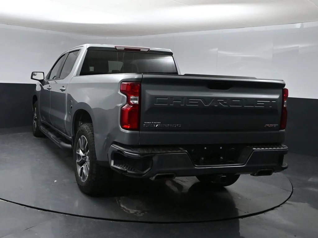 Used 2024 Gray Chevrolet RST image 3