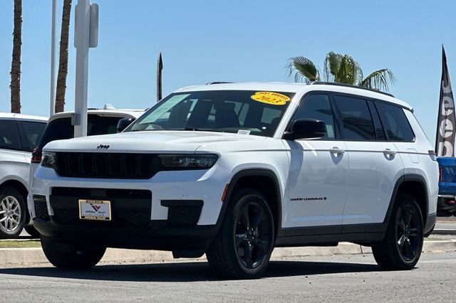 Certified Used 2023 White Jeep Altitude image 8