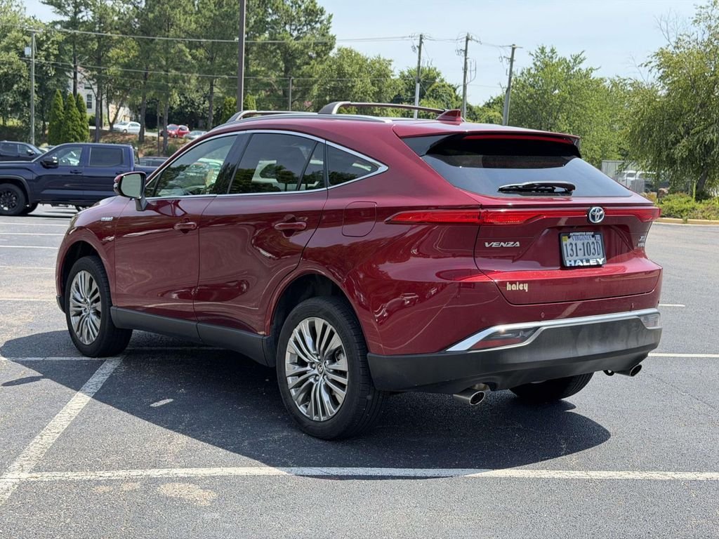 Used 2021 Red Toyota XLE image 22