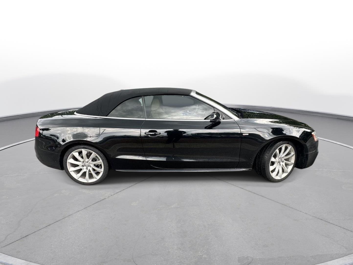 Used 2016 Mythos Black Metallic/Black Roof Audi Premium Plus image 5