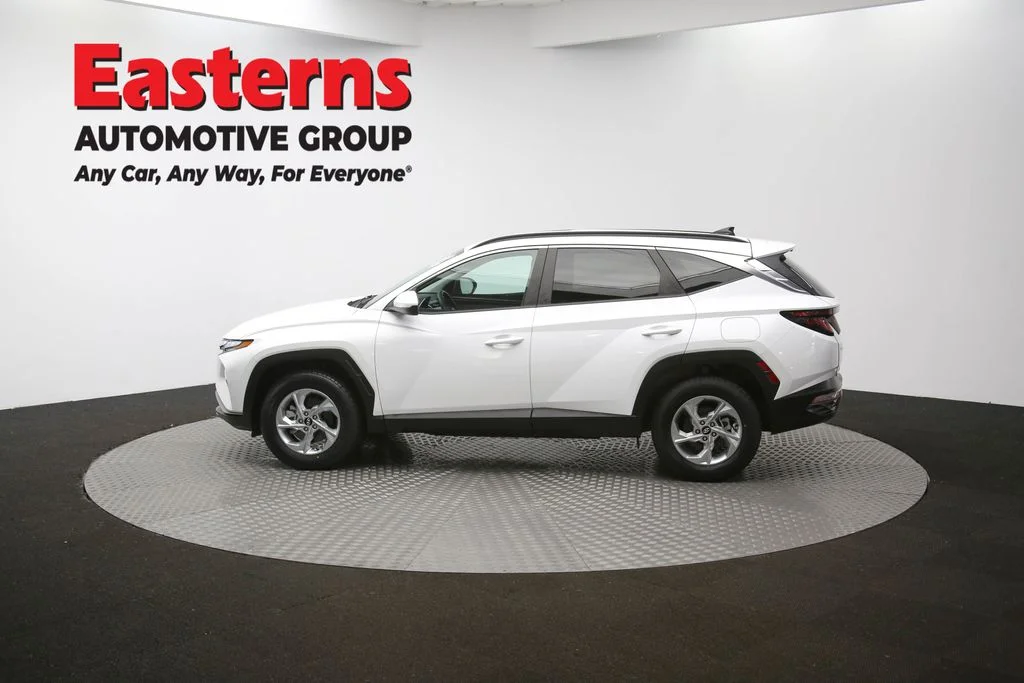 Used 2024 White Hyundai SEL image 60