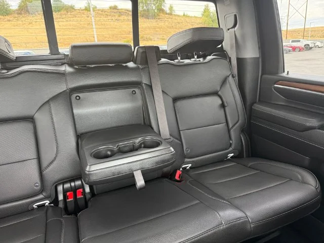Used 2024 White GMC Denali image 21
