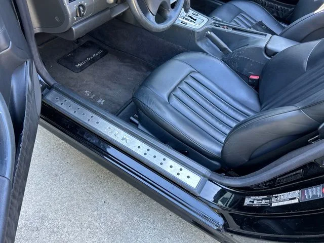 Used 2004 Black Mercedes-Benz SLK 230 image 8