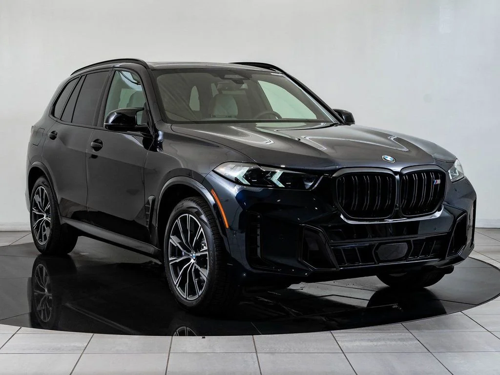 New 2026 Carbon Black Metallic BMW M60i image 12