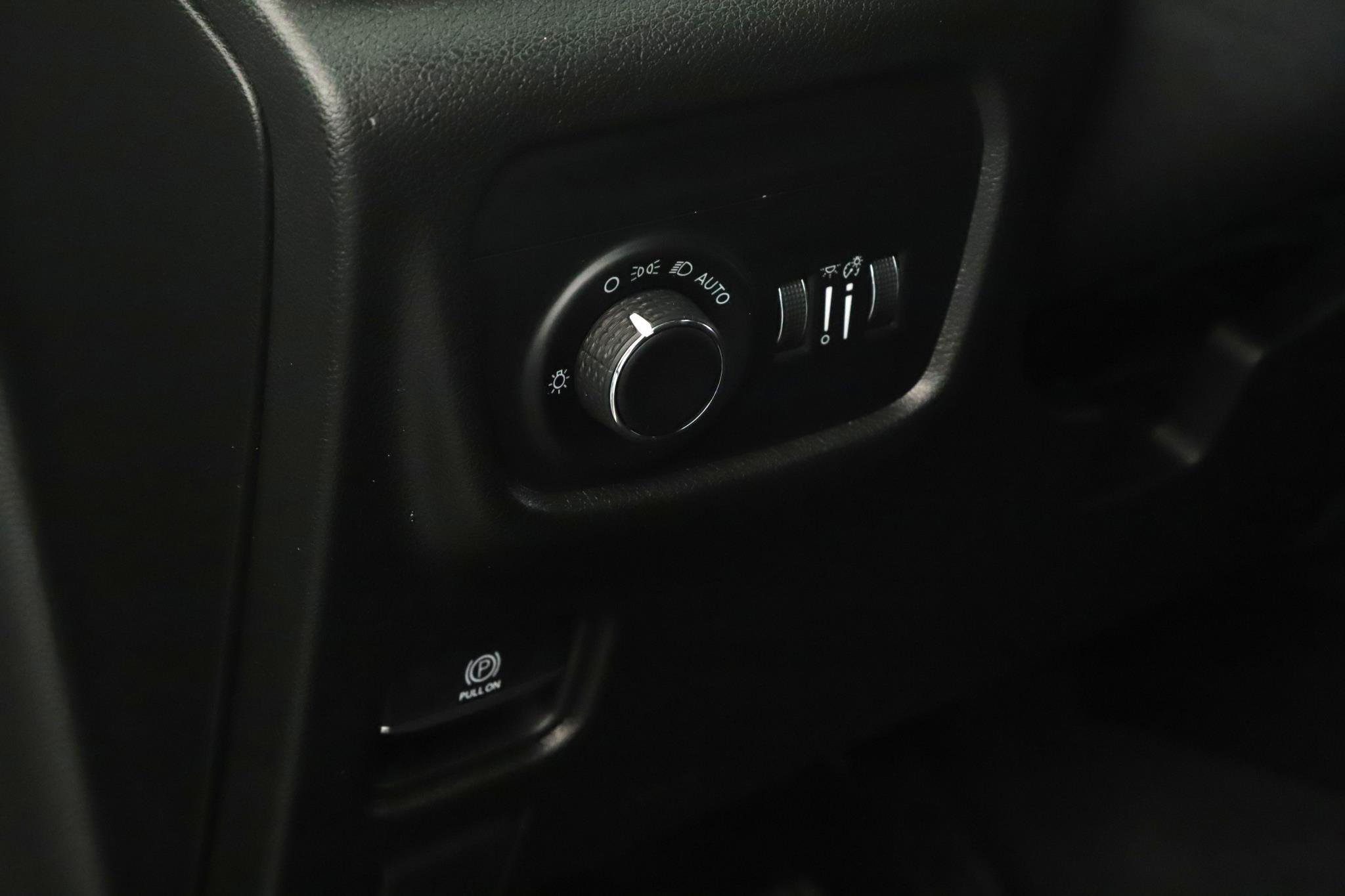 Used 2023 Bright White Clearcoat Jeep Altitude 4x4 image 9