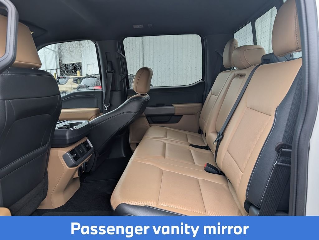 Used 2022 White Ford Lariat image 25
