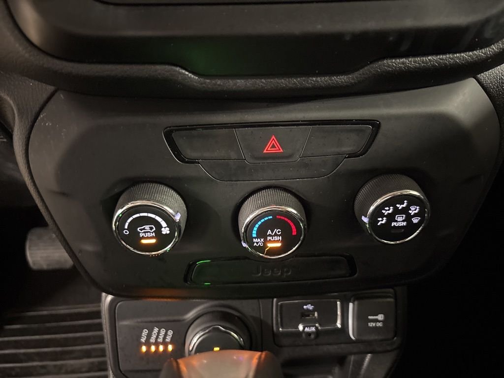 Used 2019 White Jeep Sport image 18