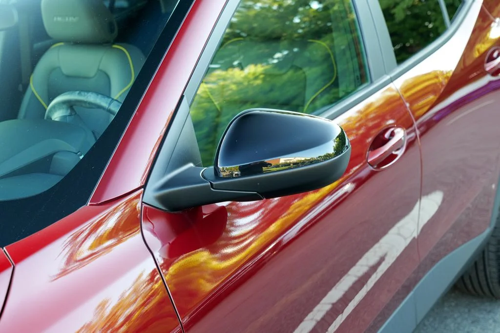 Used 2024 Crimson Metallic Chevrolet ACTIV image 11
