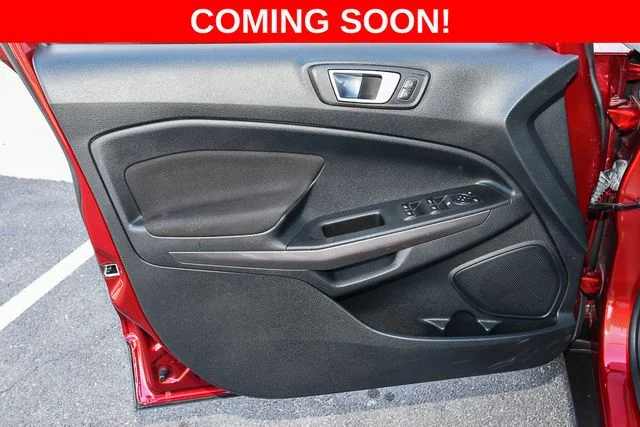 Used 2019 Red Ford SE image 15
