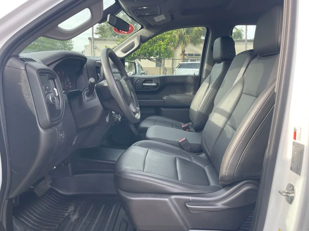 Used 2019 White Chevrolet WT image 5