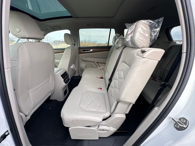 2026 Volkswagen Atlas SE w/Tech - Photo 28