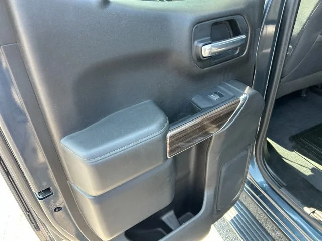 2019 Chevrolet Silverado 1500 RST - Photo 19