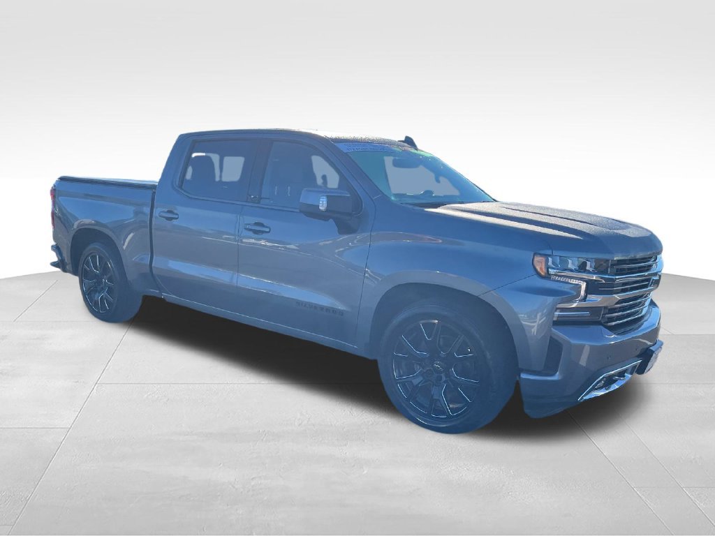 Used 2022 Gray Chevrolet High Country image 7