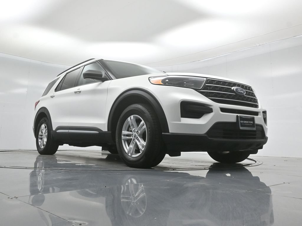Certified Used 2023 White Ford XLT image 48