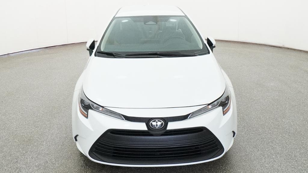 New 2026 Wind Chill Pearl Toyota LE image 17