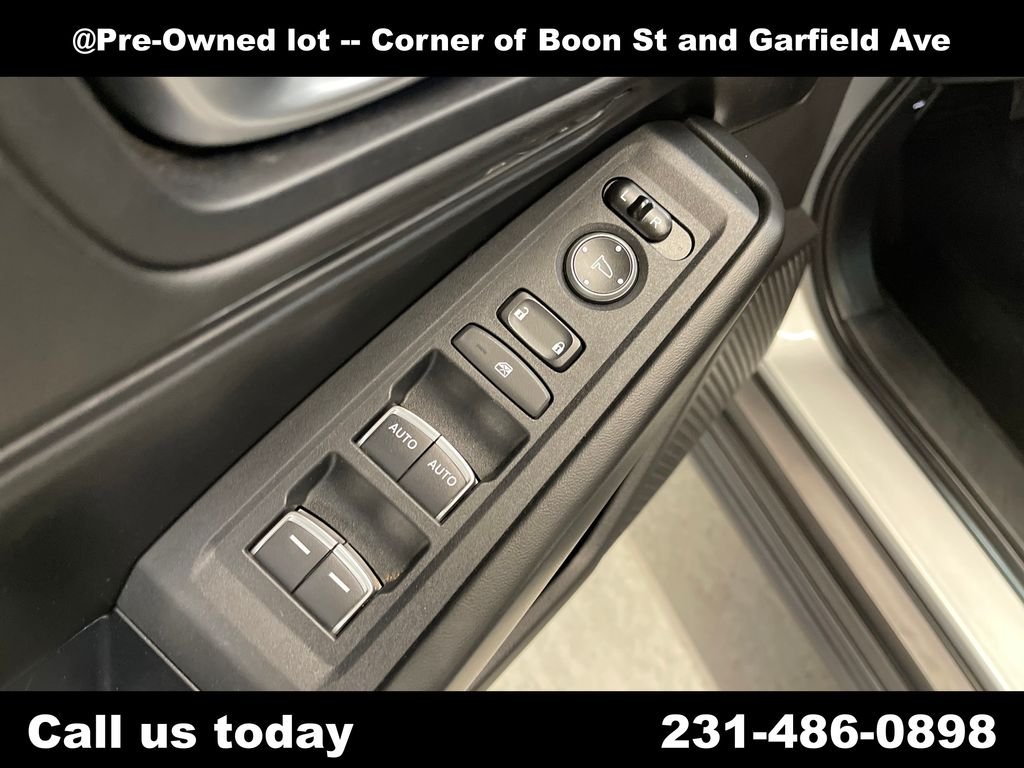 Used 2024  Honda EX image 15