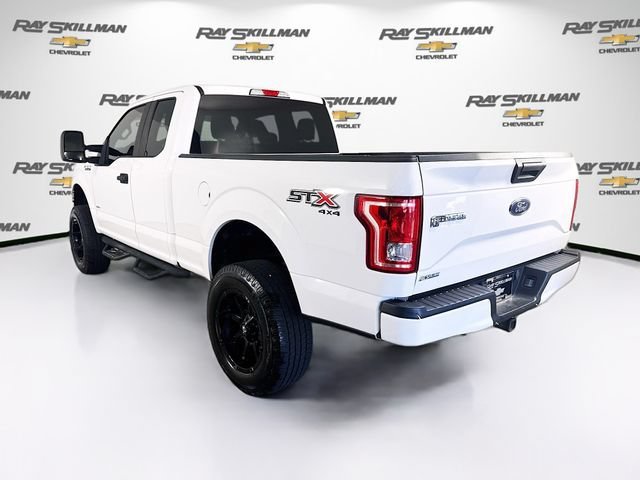Used 2017 White Ford XL image 5