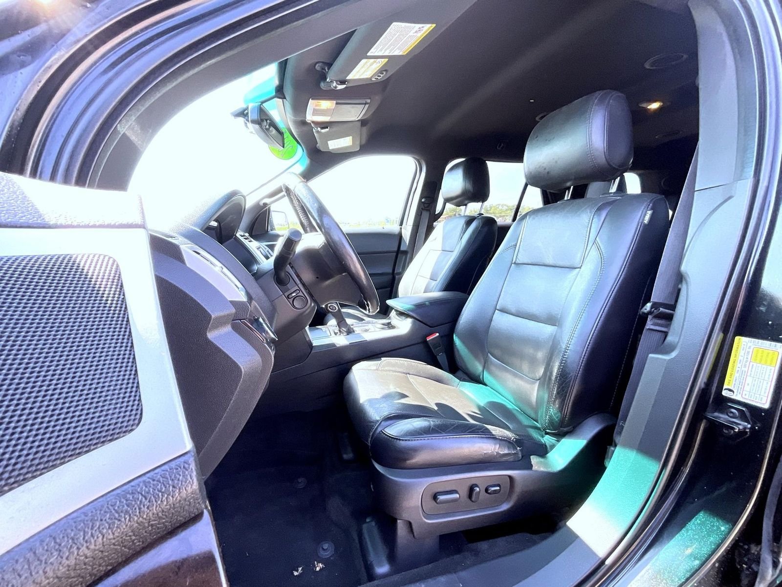 Used 2015 Black Ford Limited image 10