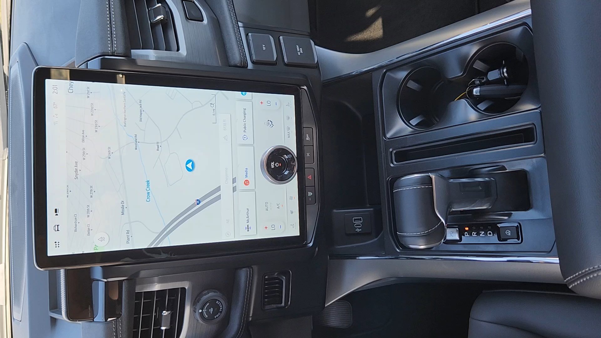 2025 Ford F-150 Lightning Flash - Photo 14