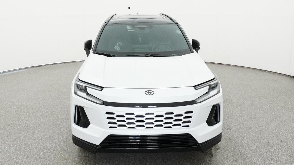 New 2026 Wind Chill Pearl with Midnight Black Metallic roof Toyota XSE image 21