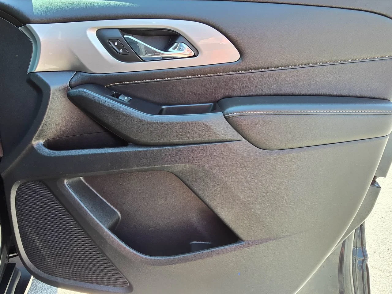 Used 2019 Graphite Chevrolet LT Leather image 42