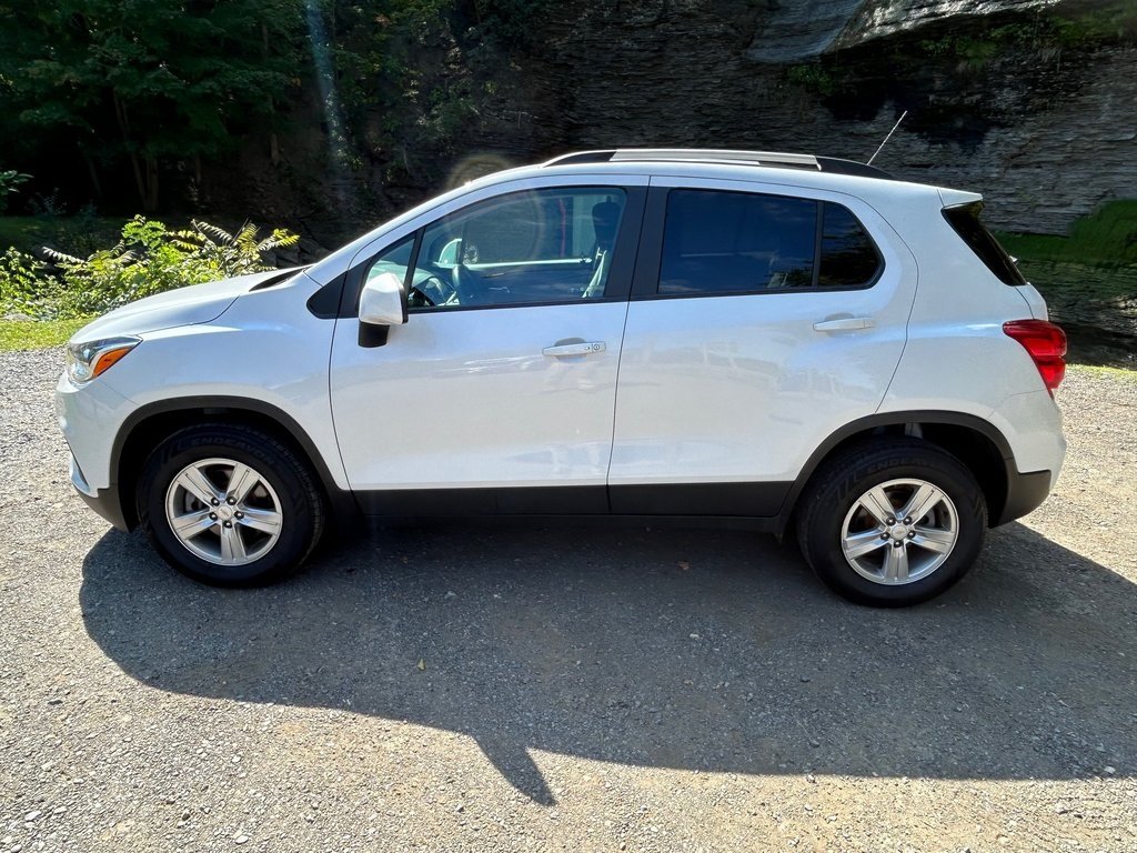 Used 2022 Chevrolet Trax LT with VIN KL7CJPSM2NB532393 for sale in Ithaca, NY