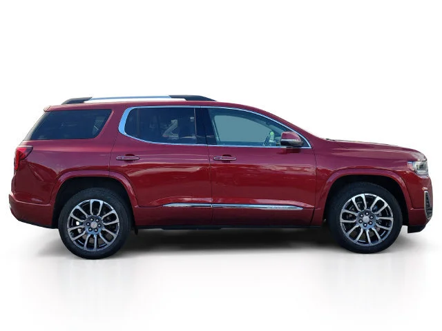 Used 2021 CAYENNE RED TINTCOAT GMC Denali image 8