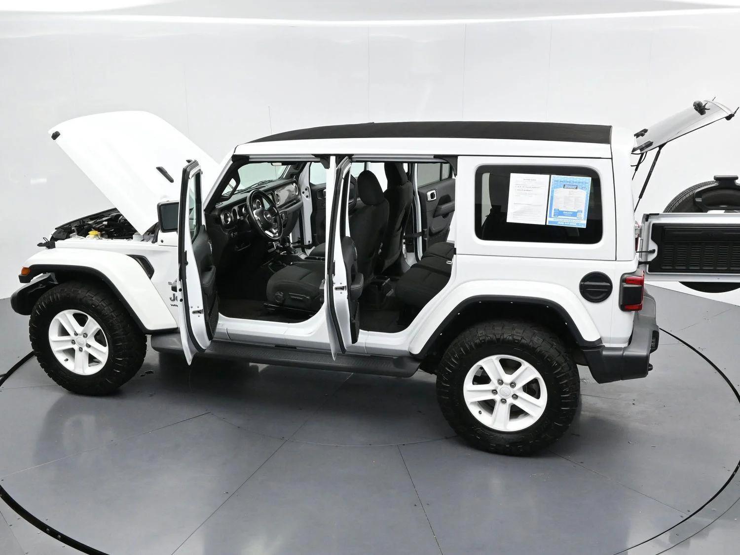 Used 2022 Bright White Clearcoat Jeep Unlimited Sahara image 43