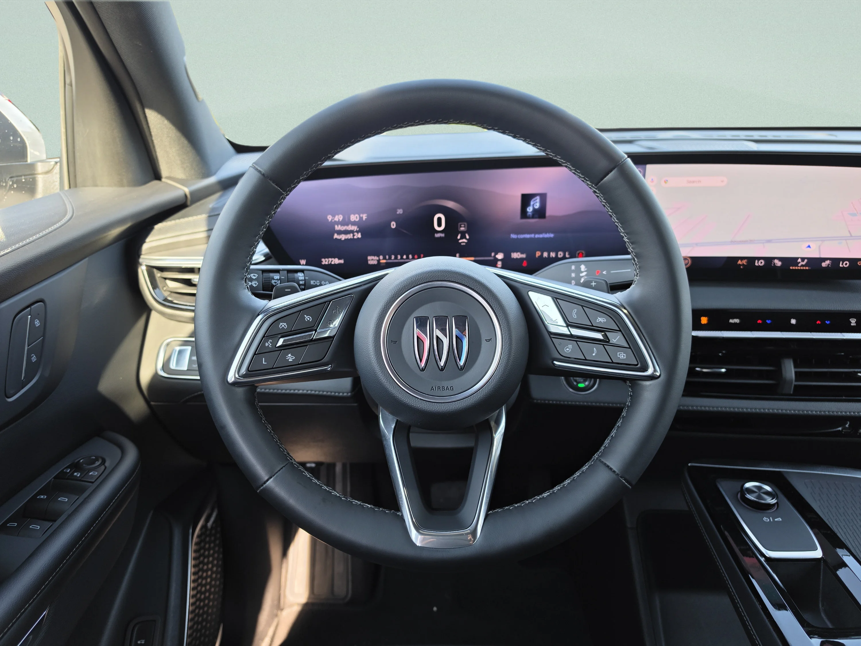 Used 2025 Summit White Buick Preferred image 19
