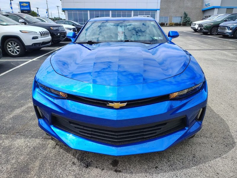 Used 2018 Blue Chevrolet 1LT image 2