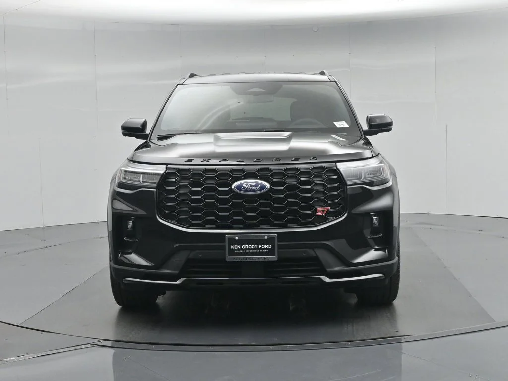 New 2026 Agate Black Metallic Ford ST image 25