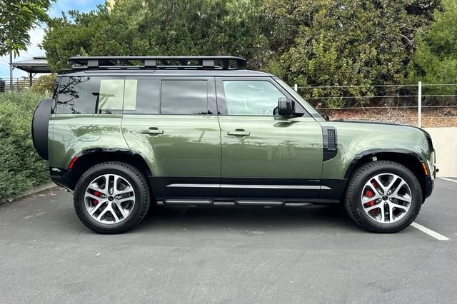 2026 Land Rover Defender X - Photo 6