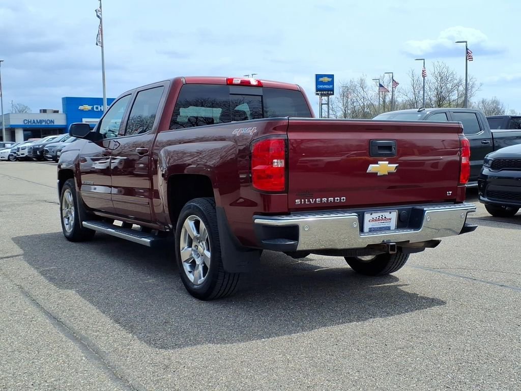 Used 2016 SIREN RED TINTCOAT Chevrolet LT image 6